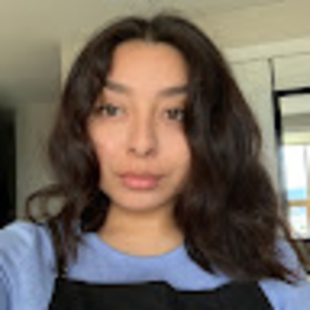 Meet your Posher, Esther